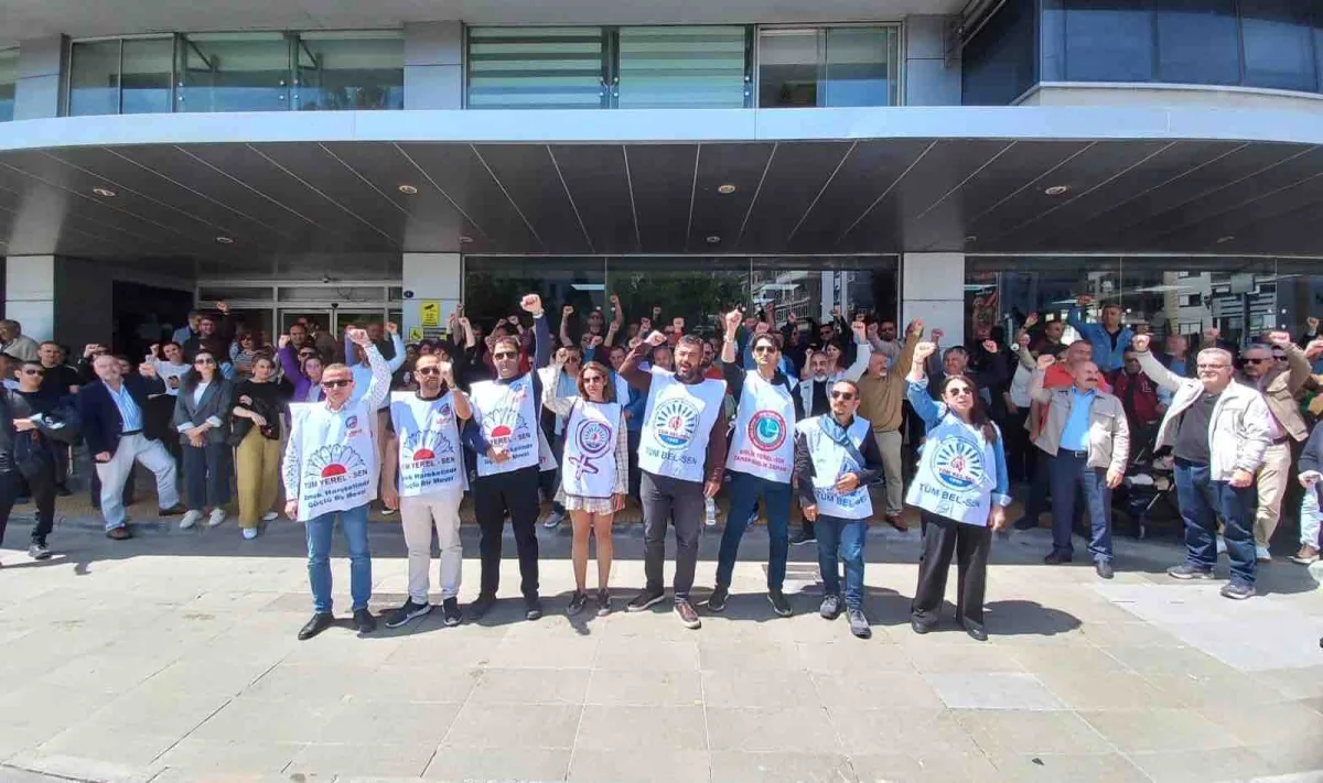 Karşıyaka'da kriz bitmiyor... İki günlük iş bırakma kararı