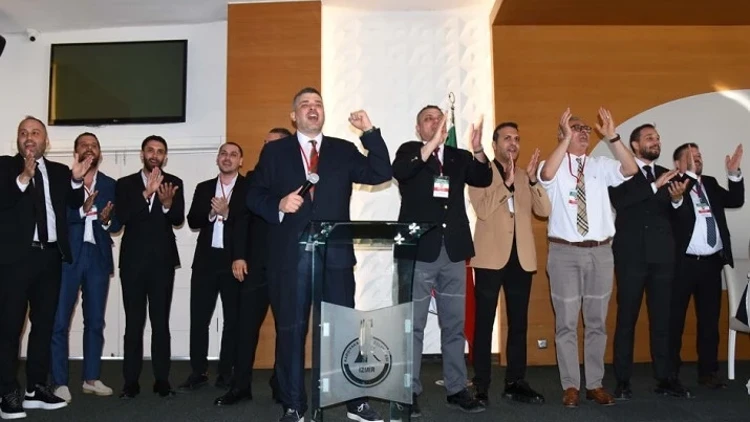 İlk ziyaret Zühtü Işıl ve Selçuk Yaşar'a