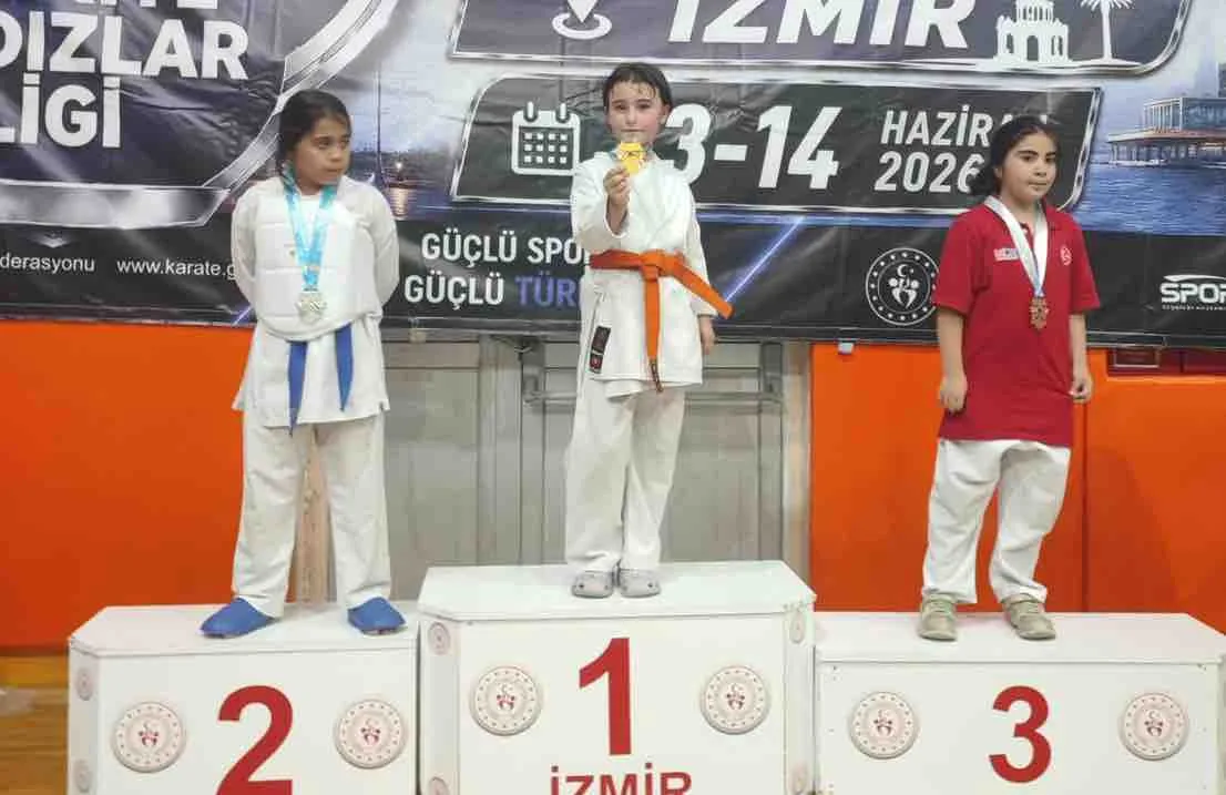 Küçük Azra GOLD’un gururu oldu