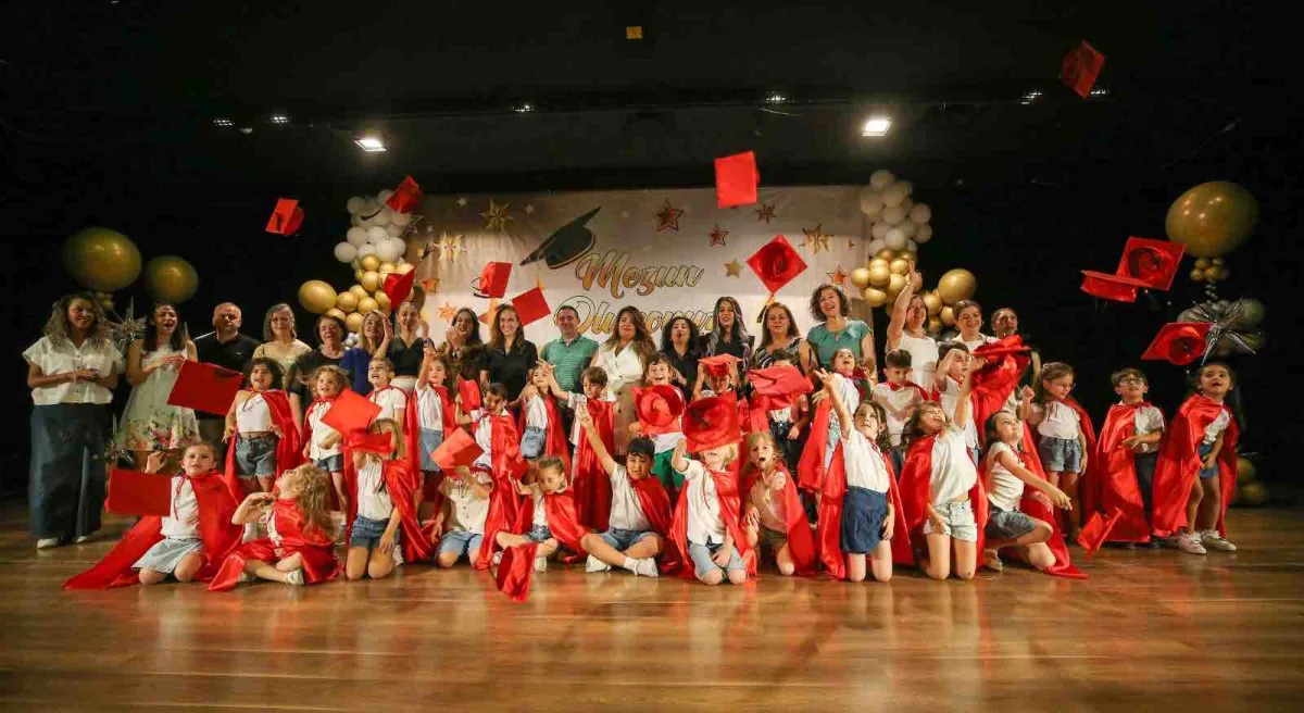 Karşıyaka Belediyesi anaokullarında mezuniyet heyecanı