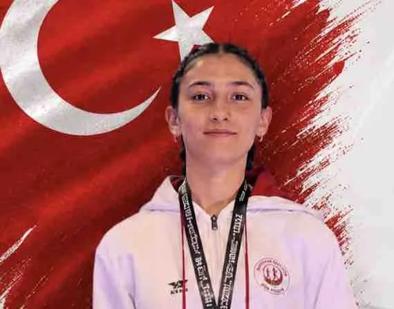Karşıyakalı Elifnaz Köse Balkan Şampiyonası'nda Milli formayı giyecek