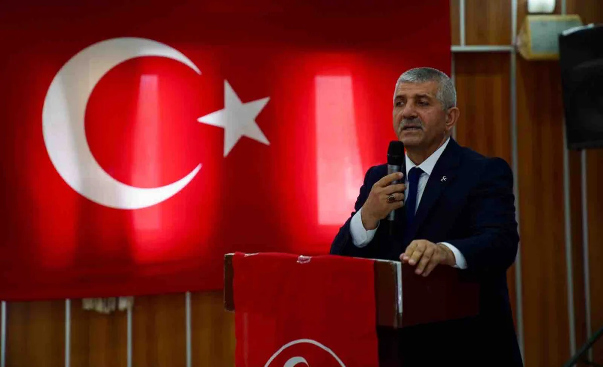 MHP'li Şahin: Bizler koltukların değil davanın adamlarıyız