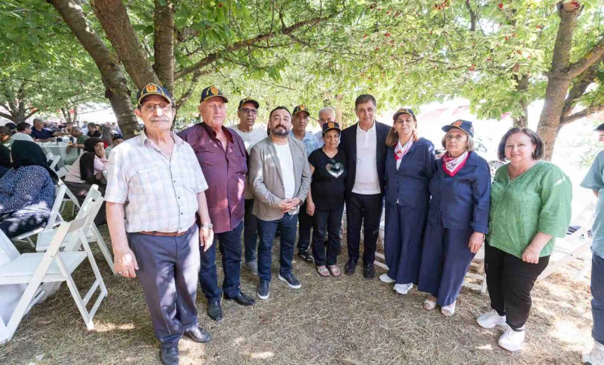 Tugay şehit aileleri, gaziler ve aileleriyle Gölcük'te bir araya geldi