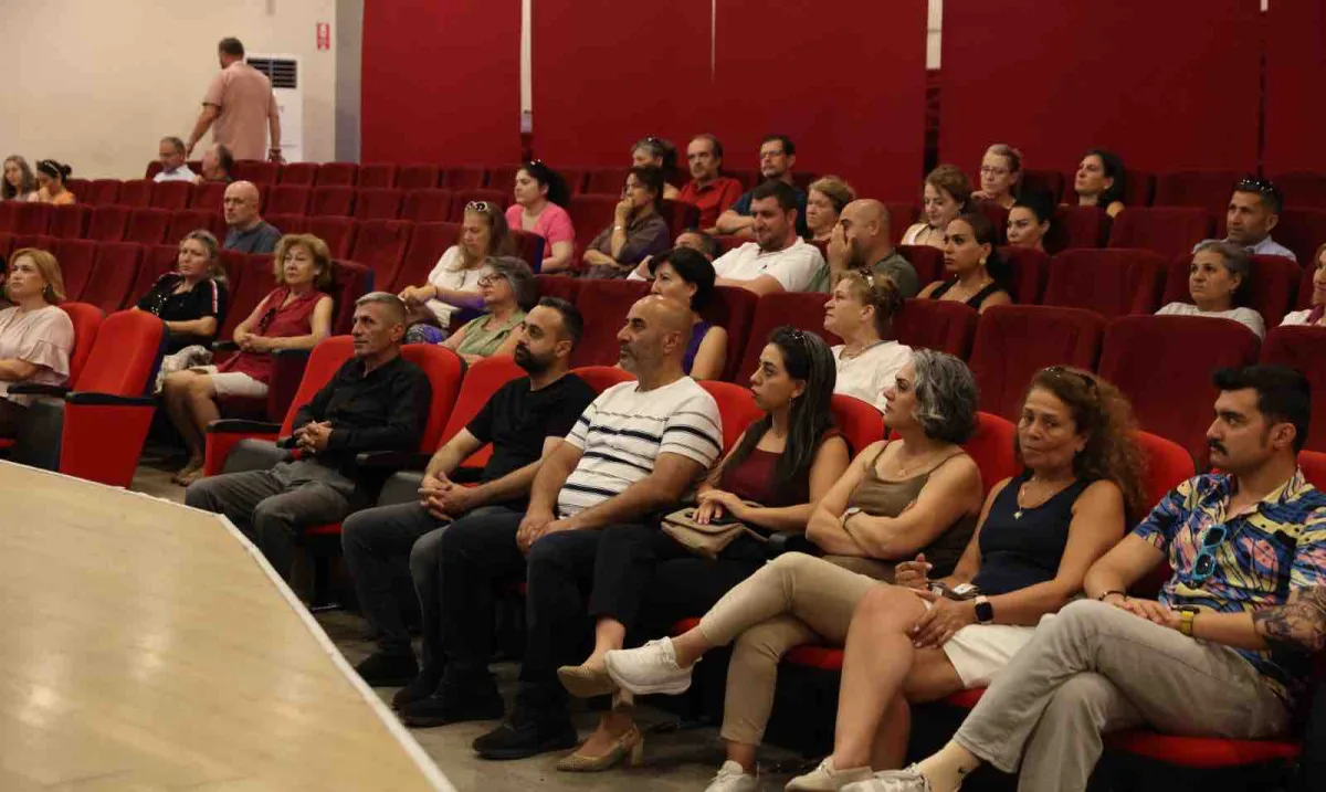 Çiğli Belediyesi'nden Sürdürülebilir Yaşam İçin Balkon Bahçeciliği Eğitimi