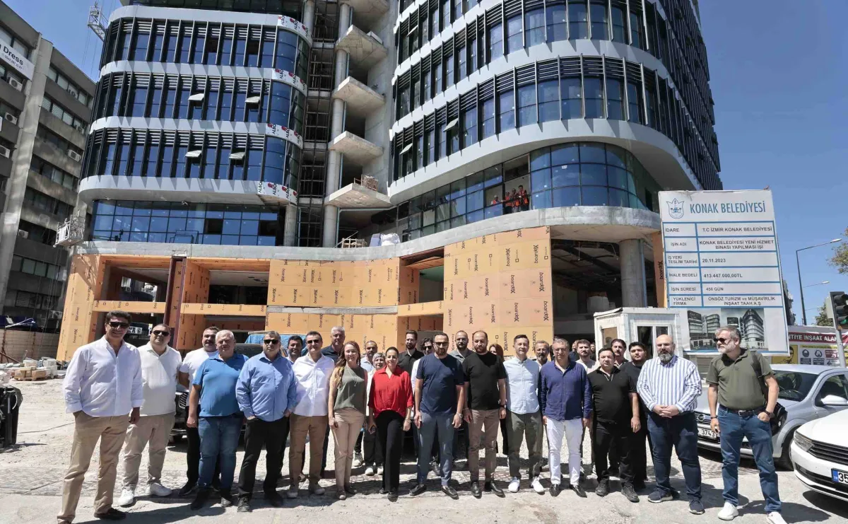 Konak’ın yeni hizmet binasında sona yaklaşıldı
