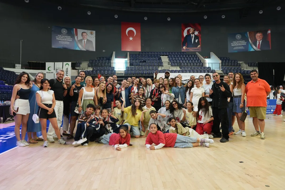 Karşıyakalı dansçıların Türkiye Başarısı...