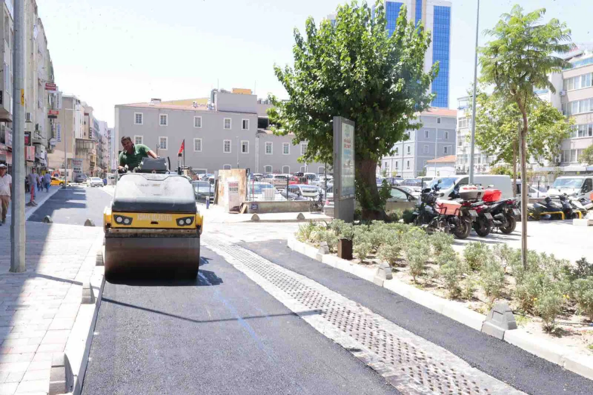 Alsancak sokakları yenilenmeye devam ediyor