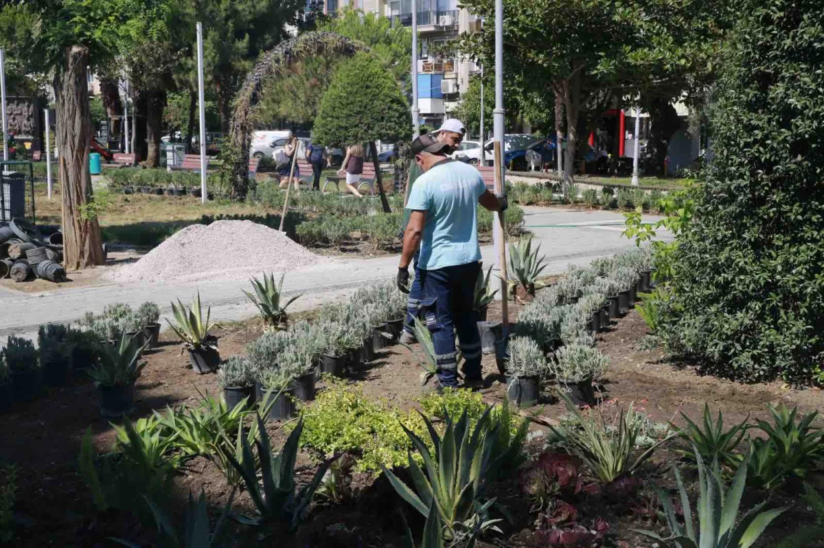 Konak’ın parklarında bakım seferberliği