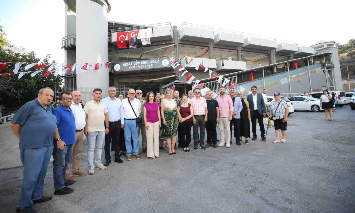 Karşıyaka'da Reşat Leblebicioğlu'nun adı ölümsüzleşti