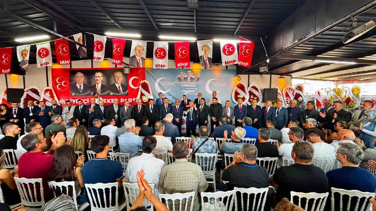 MHP İzmir kongrelerini tamamladı