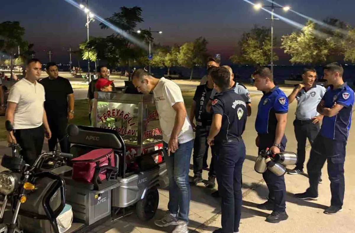 Karantina Parkı’nda seyyar satışa denetim