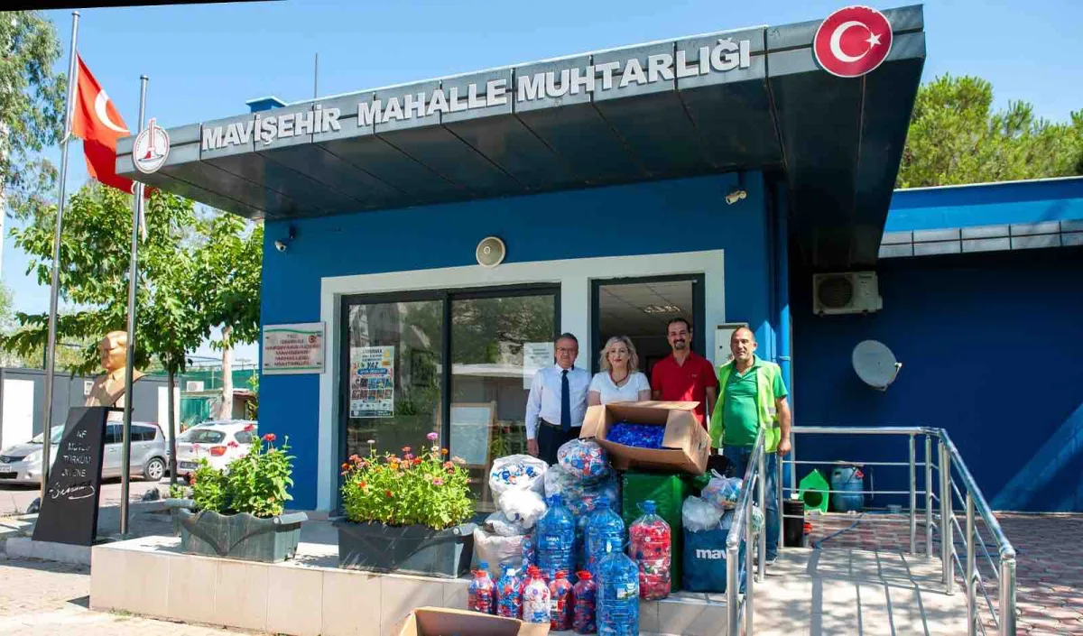 Karşıyakalı muhtarlardan Mavi Kapak kampanyasına büyük destek