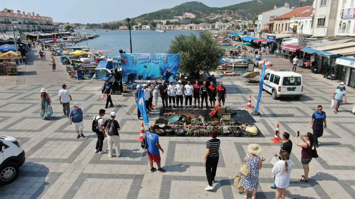 Foça'da "Denizden Çıkanlar İnsanlığın İzleri" sergileniyor
