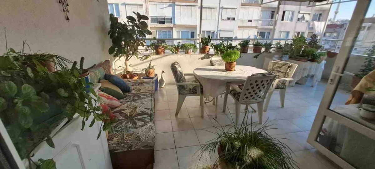Karabağlar'ı Güzelleştiren Balkonlar Ödüllendirildi