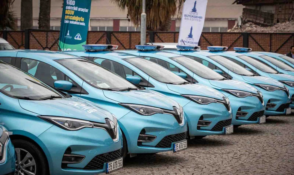 İzmir’in elektrikli araç filosuyla 25 milyon lira tasarruf