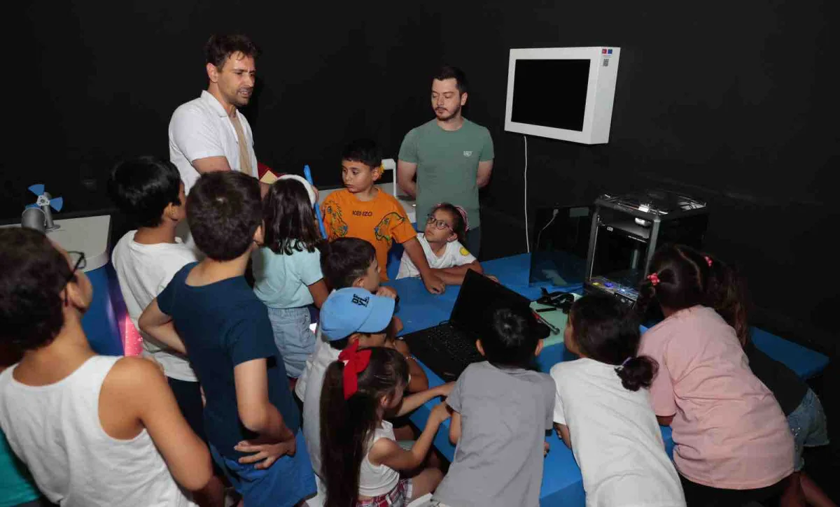 Konak’ta çocuklara 3D tasarım ve üretim fırsatı