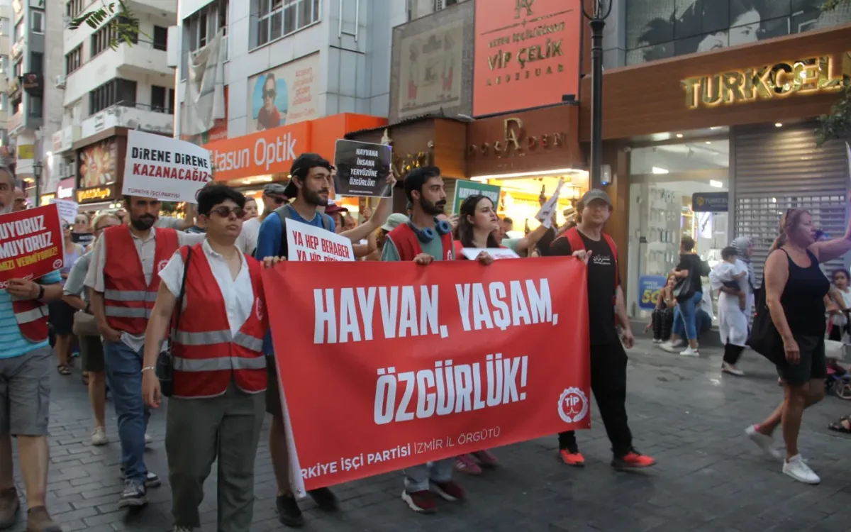 Katliam yasası Karşıyaka'da protesto edildi