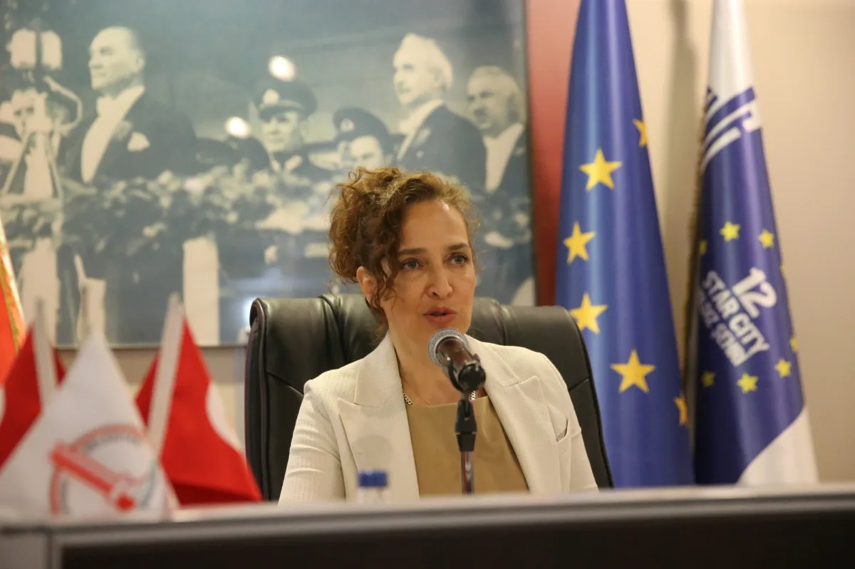 Karşıyaka Meclisi'nde 25 yıllık tahsis tartışması: CHP'de görüş ayrılığı, AKP'den destek