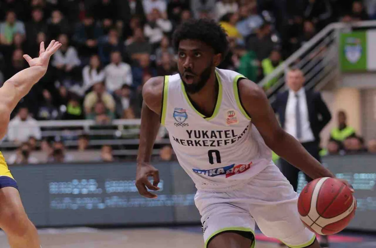Muhaymin Mustafa Karşıyaka yolunda