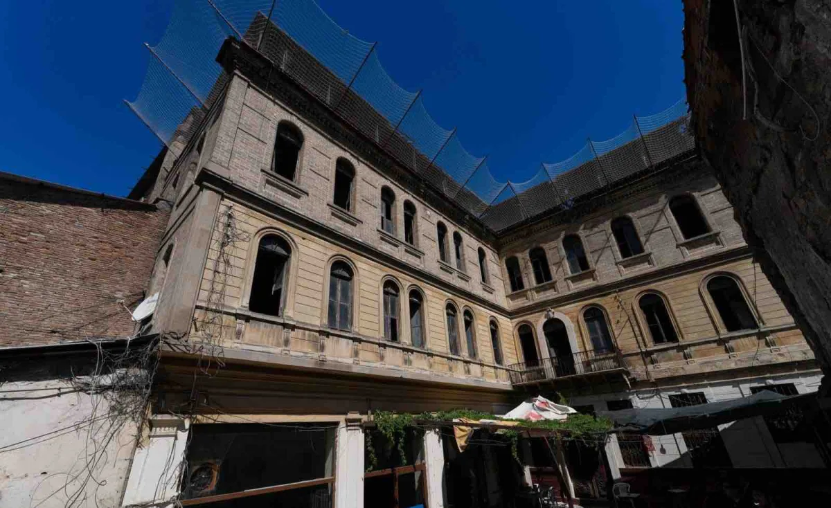 İzmir’in simge yapısı Cihan Palas yeniden hayat buluyor