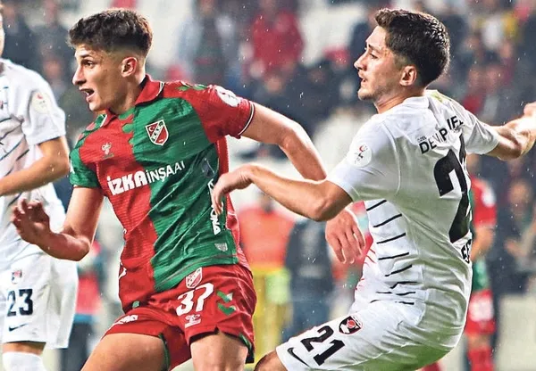 Kaf Kaf'ta 3 oyuncuya transfer için izin...