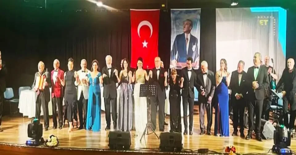 Karşıyaka koroları belediye yaptırımlarından şikayetci