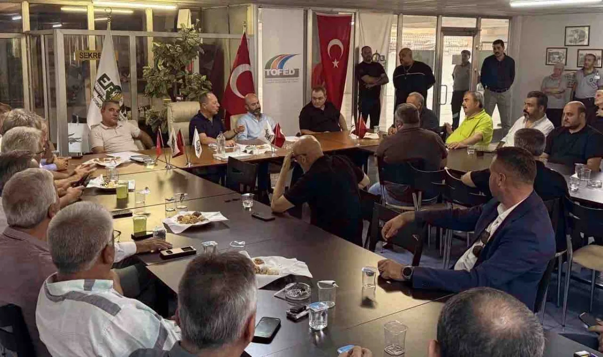 İzmir Otogarı’nda birlik mesajı