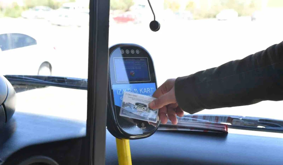 İzmirim Kart bakiyeleri tek tıkla mobil bankacılıkta