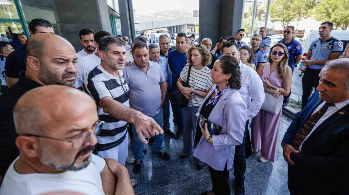 İZOTAŞ: İzmir’in ulaşım hakkı korunmalı