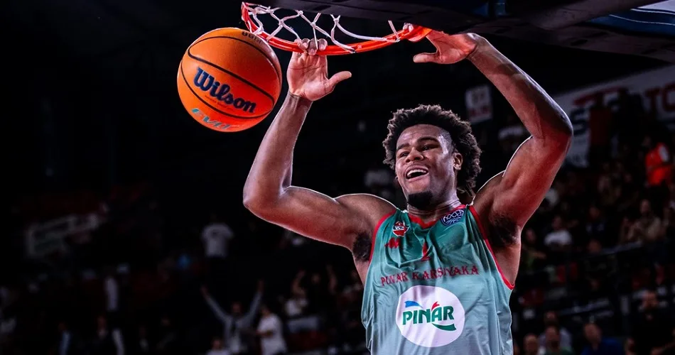 Karşıyaka'nın belalısı Vernon Carey Jr. Roma'ya gitti