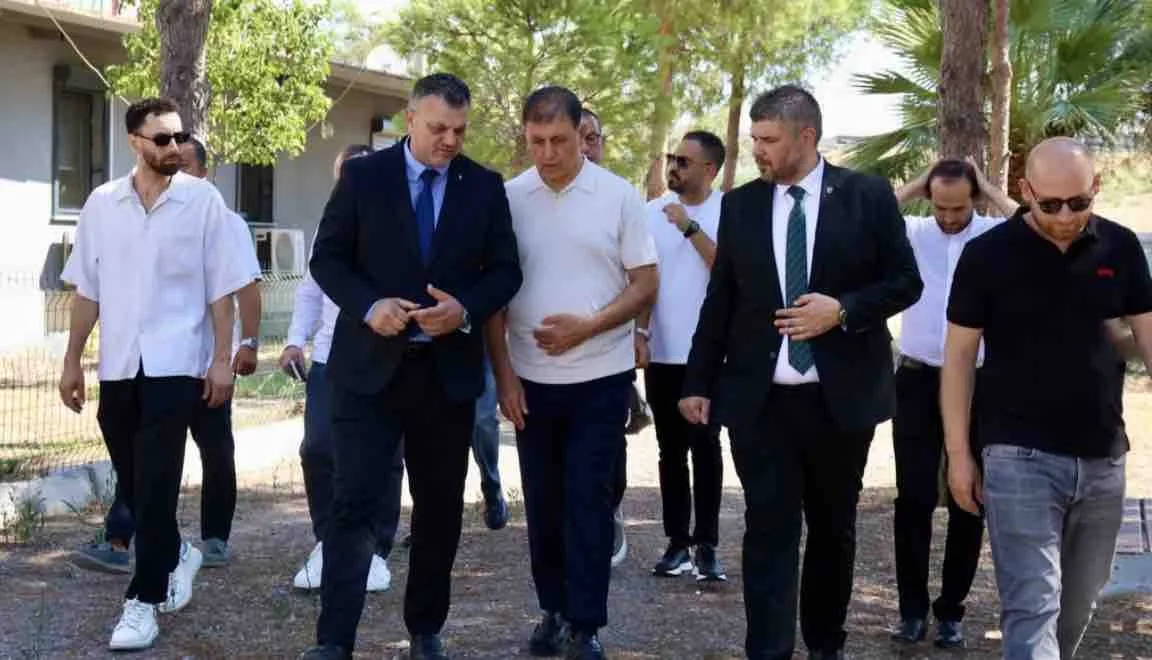 Cemil Tugay’dan Kaf Kaf'a ziyaret