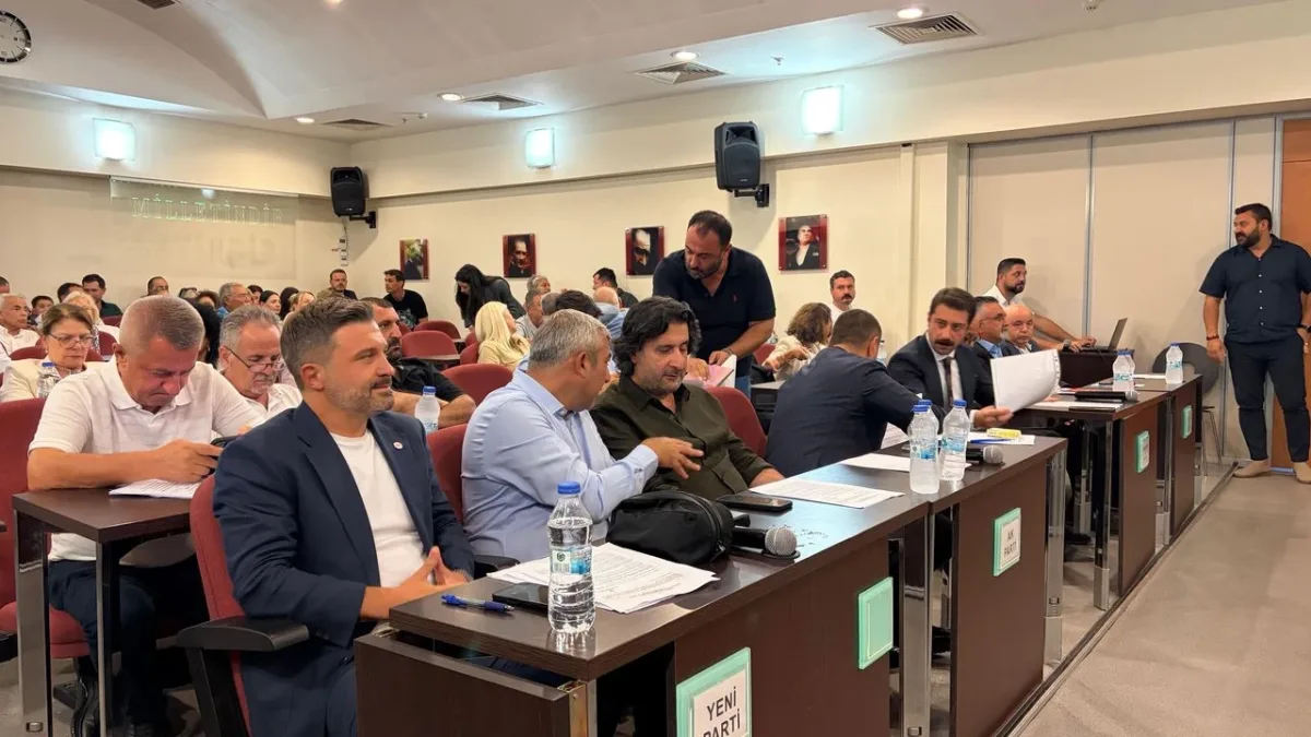 YENİ Parti Karşıyaka Meclisi'nde ilk kez yerini aldı