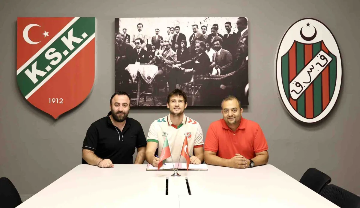 Karşıyaka 9 transferini duyurdu...