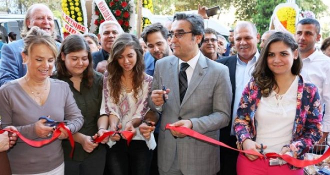 Kırıkkaya Süt Ürünleri 17. satış noktasını Karşıyaka'da açtı