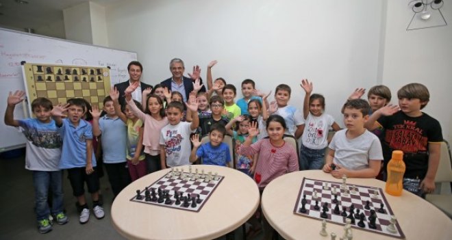 Kış dönemi kurslarına Karşıyakalı çocuklardan büyük ilgi