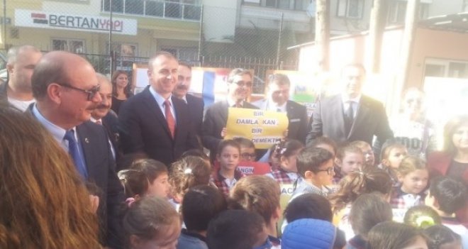 Kızılay Karşıyaka Şube Başkanlığı'ndan anma etkinliği