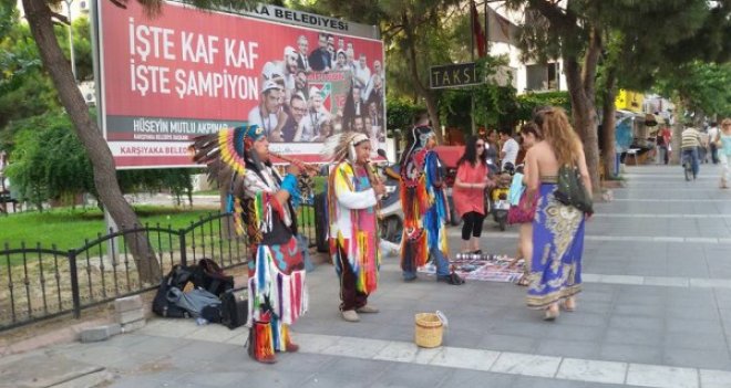 Kızılderililer, Kaf Kaf'ın şampiyonluğunu kutladı...