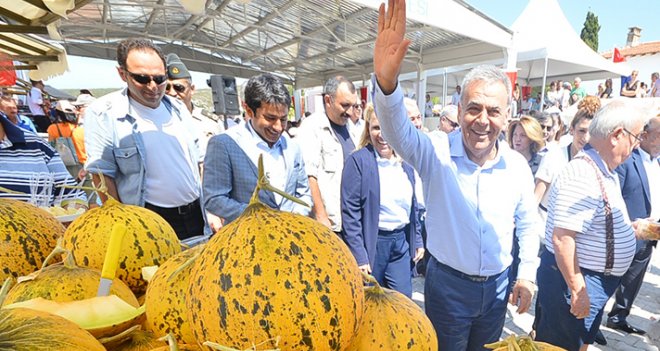 Kocaoğlu: ''Herkesin devlete ve millete sahip çıkması gerek''