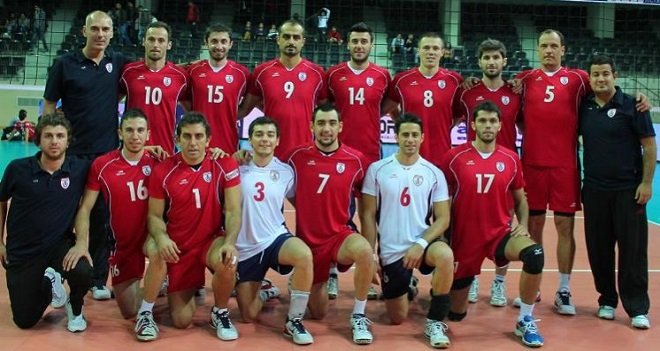 KONAK BELEDİYESİ VOLEYBOL 1. LİGİNDEN TAKIMINI ÇEKTİ