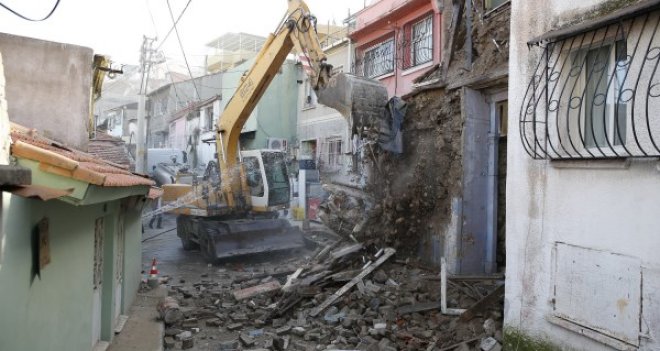 Konak’ta sokaklara güven geldi