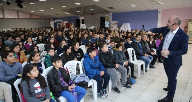 Koray Varol başarının sırlarını Karşıyaka'da anlattı