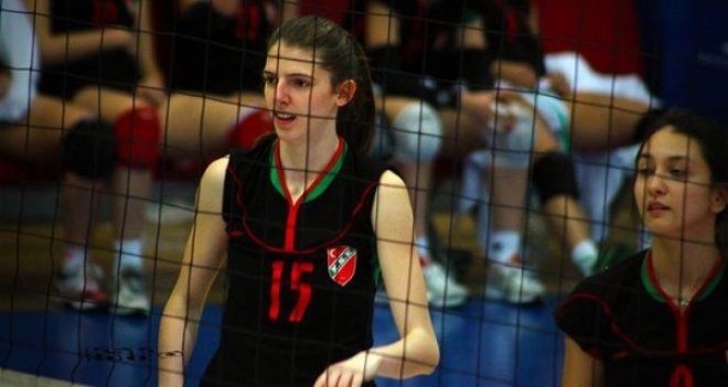 KSK'Lİ AYÇA VOLEYBOL MİLLİ TAKIMI'NDA