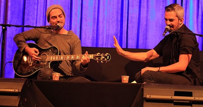 KSK'nin 105.yıl dönümünü sahnede kutladılar