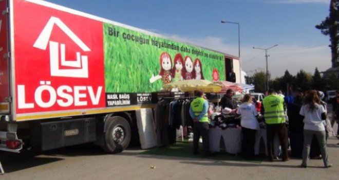 LÖSEV İyilikler Tırı İzmir'e geliyor