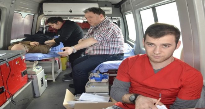 MaviBahçe'deki kan bağışına yoğun ilgi