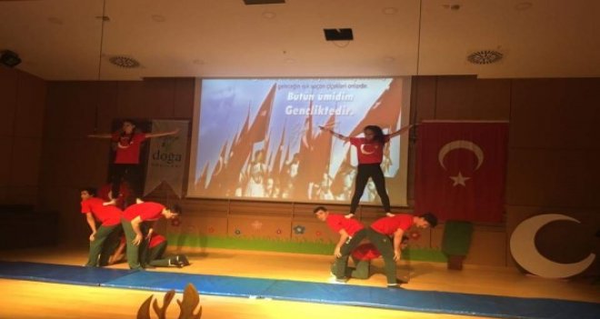Mavişehir 3 Doğa Koleji Bilim Okulu'nda coşkulu kutlama