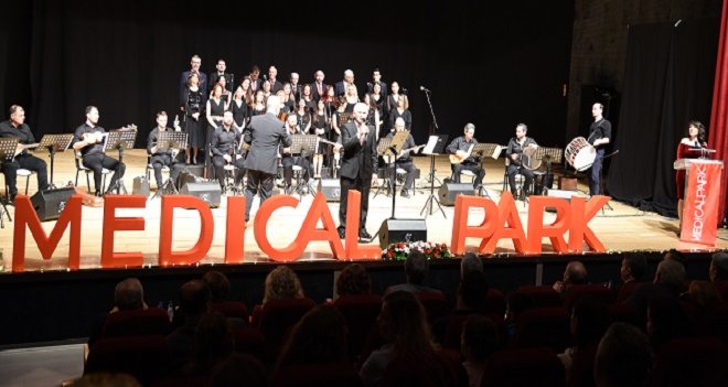 MedicalPark Hastanesi çalışanlarından erken konser