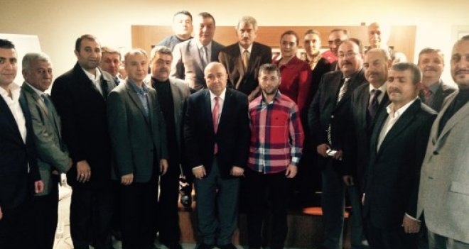 MHP İzmir'de geç saatte “Çetin” toplantı