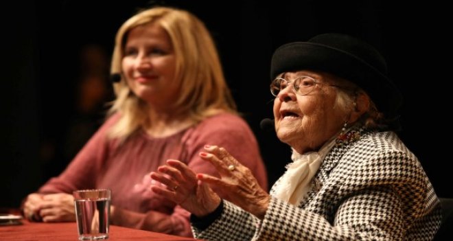 Muazzez İlmiye Çığ, Karşıyaka'da Atatürk'ü anlattı