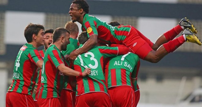 Ofoedu'ya ödeme yapıldı -6 puandan Karşıyaka kurtuldu